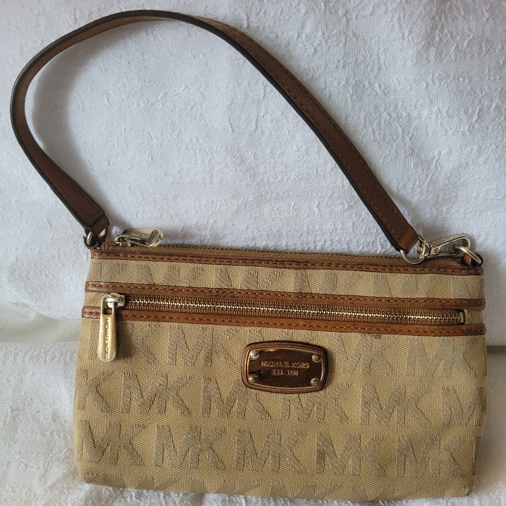 Tan Michael Kors Wristlet